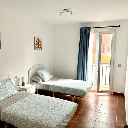 Holiday home Evamar House 3 Bedrooms Private Garden And Swimming Pool
