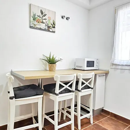 Evamar House 3 Bedrooms Private Garden And Swimming Pool